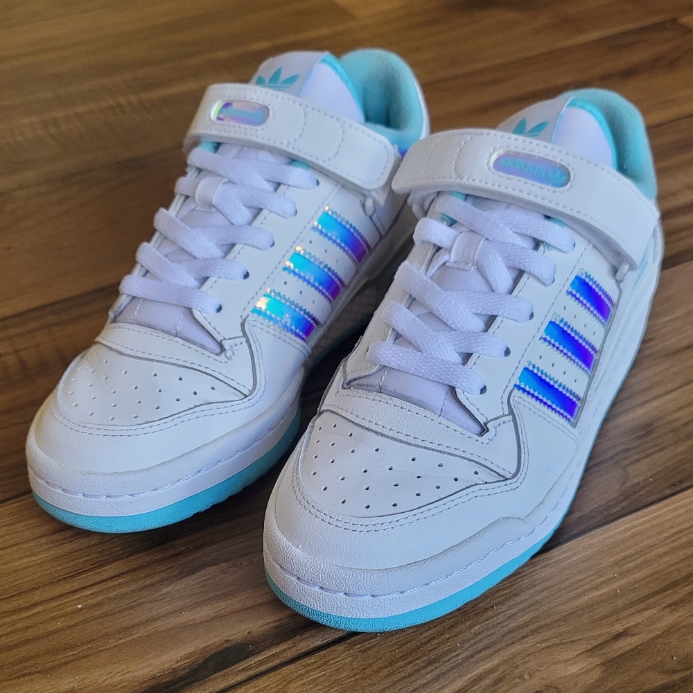 Adidas Womens Size 8 White and Blue Forums